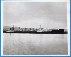 <em>Commonwealth</em>, ex-<em>Pan Massachusetts</em>. This was the resulting ship after rebuild following the collision with <em>Phoenix</em> in the Delaware River.